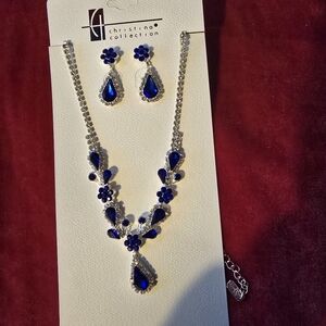 Deep Silver And Blue Teardrop Necklace & Earring Set